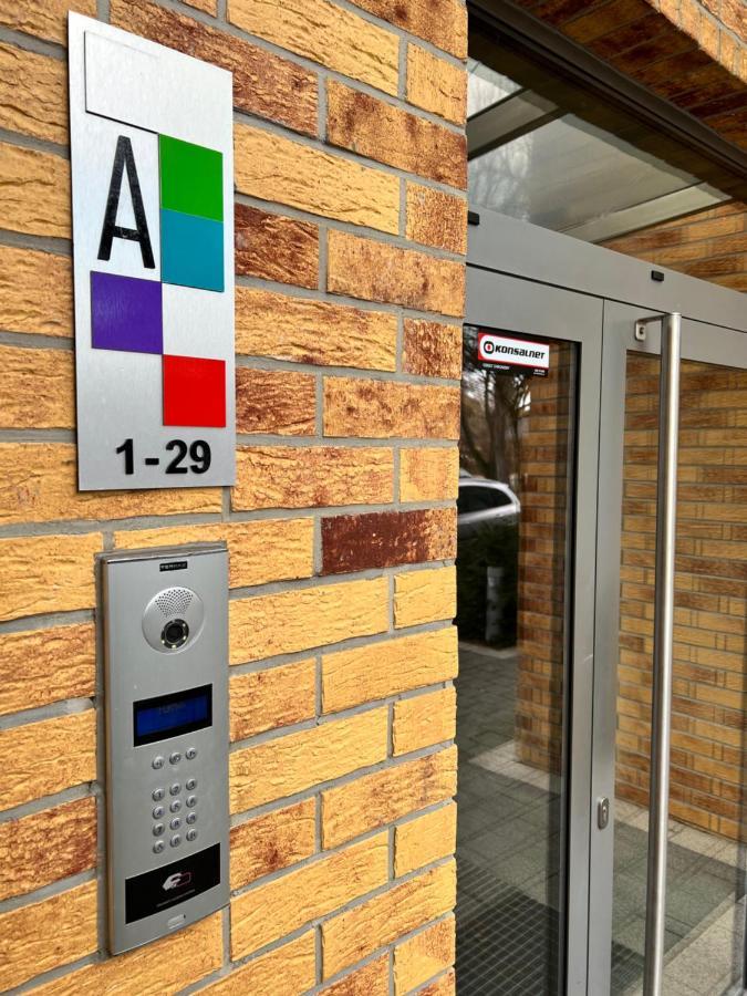 Apartment Jazz Констанцин-Езерна Екстериор снимка